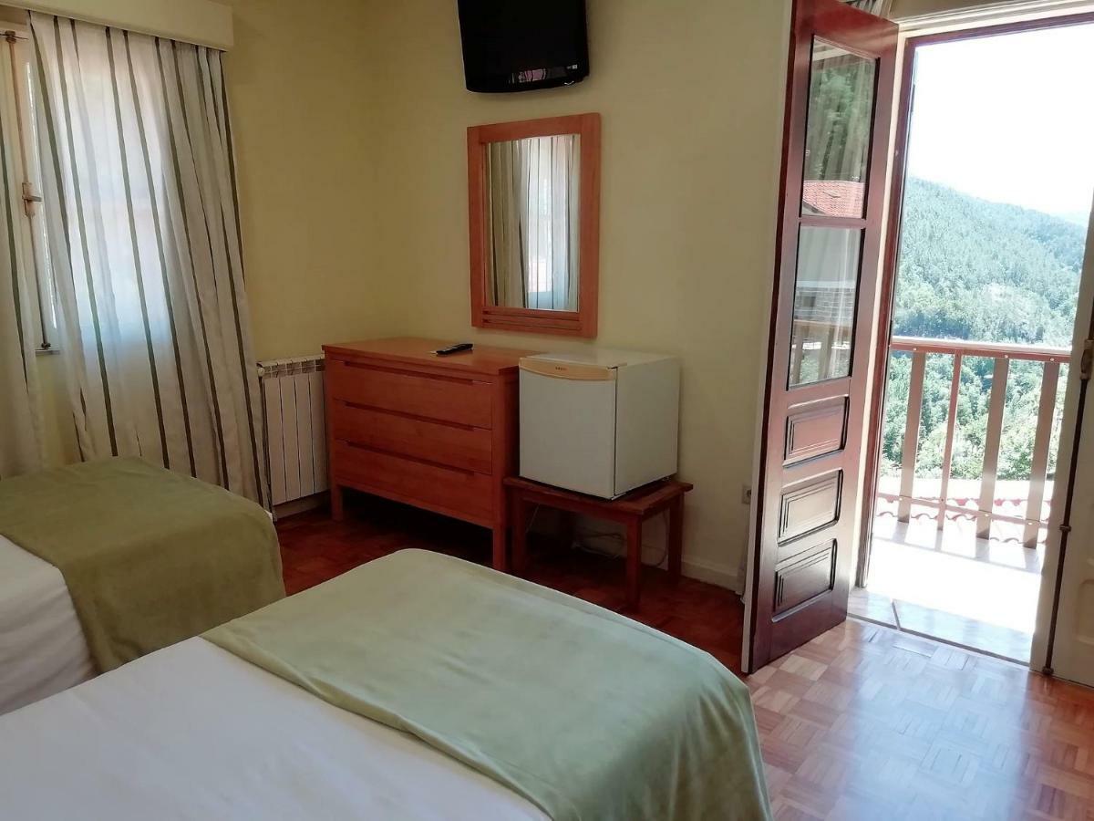 Hotel Adelaide 2*