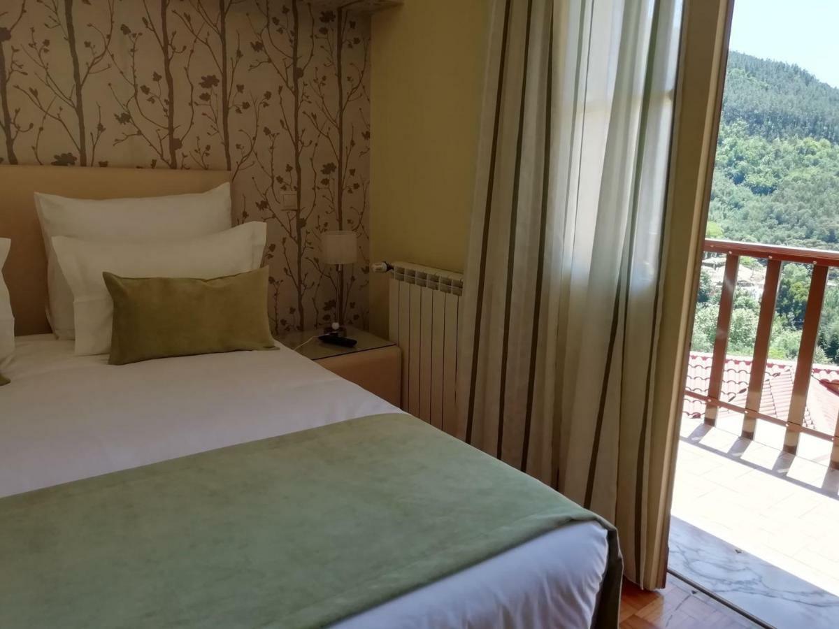 Hotel Adelaide 2*