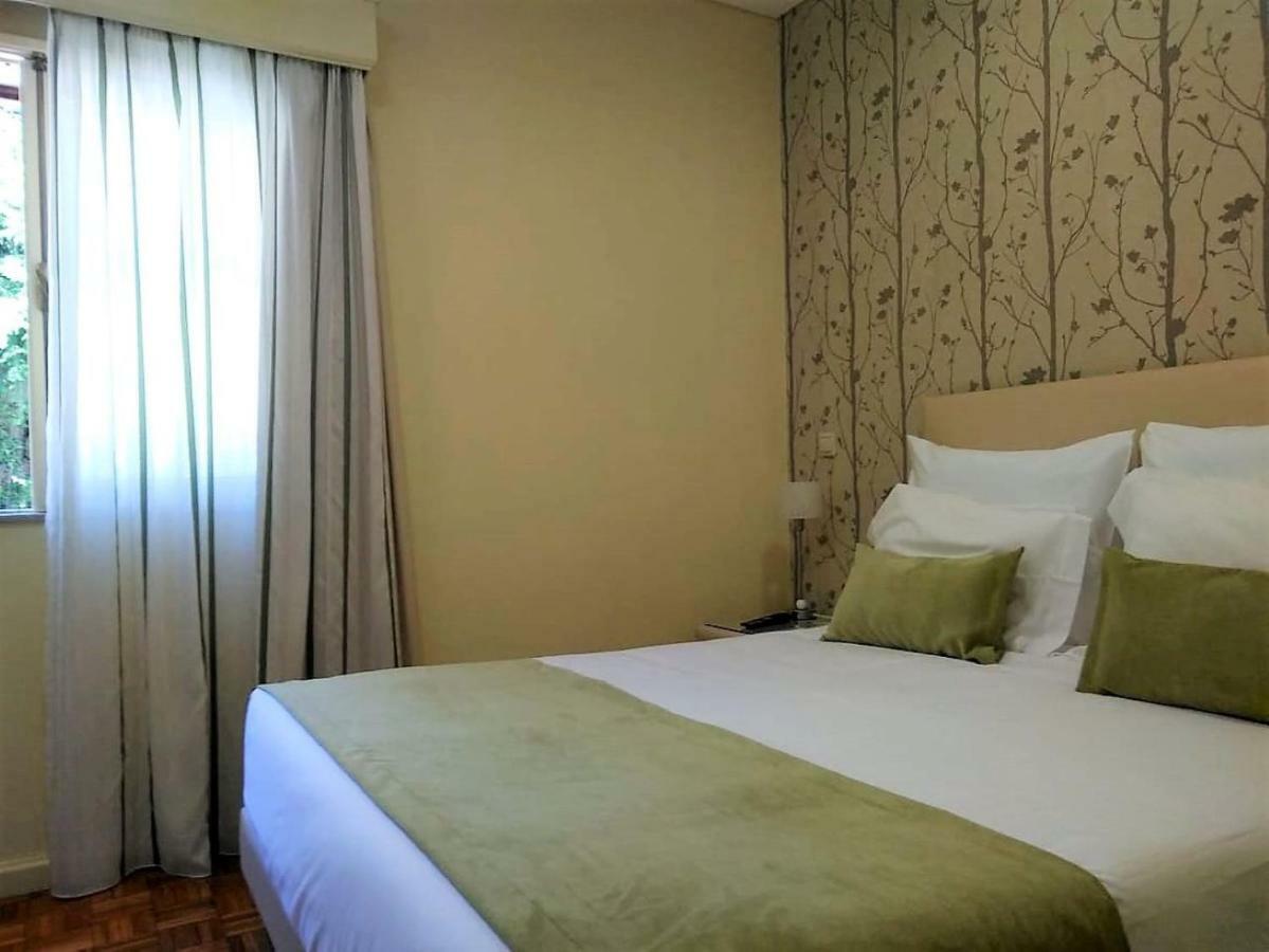 Adelaide Hotel Geres