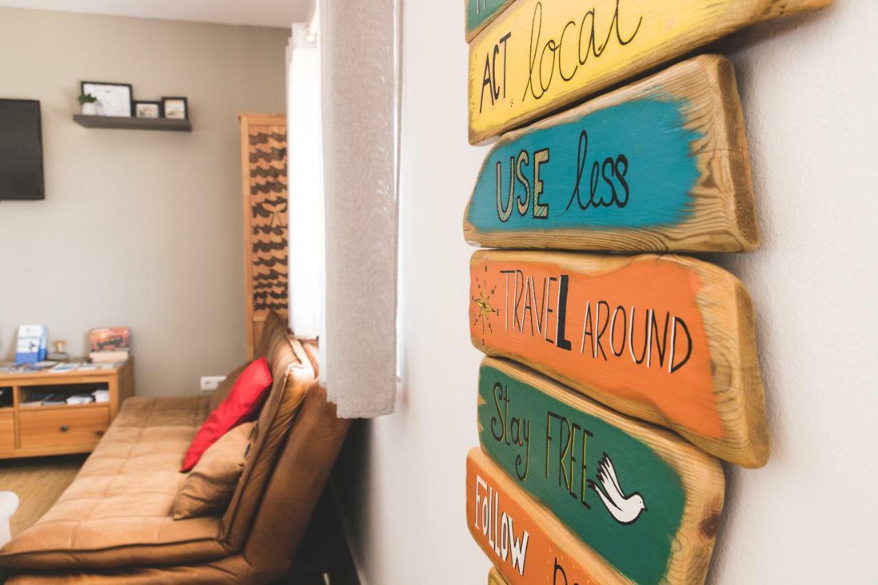 Good Feeling Hostel & Guest House *
