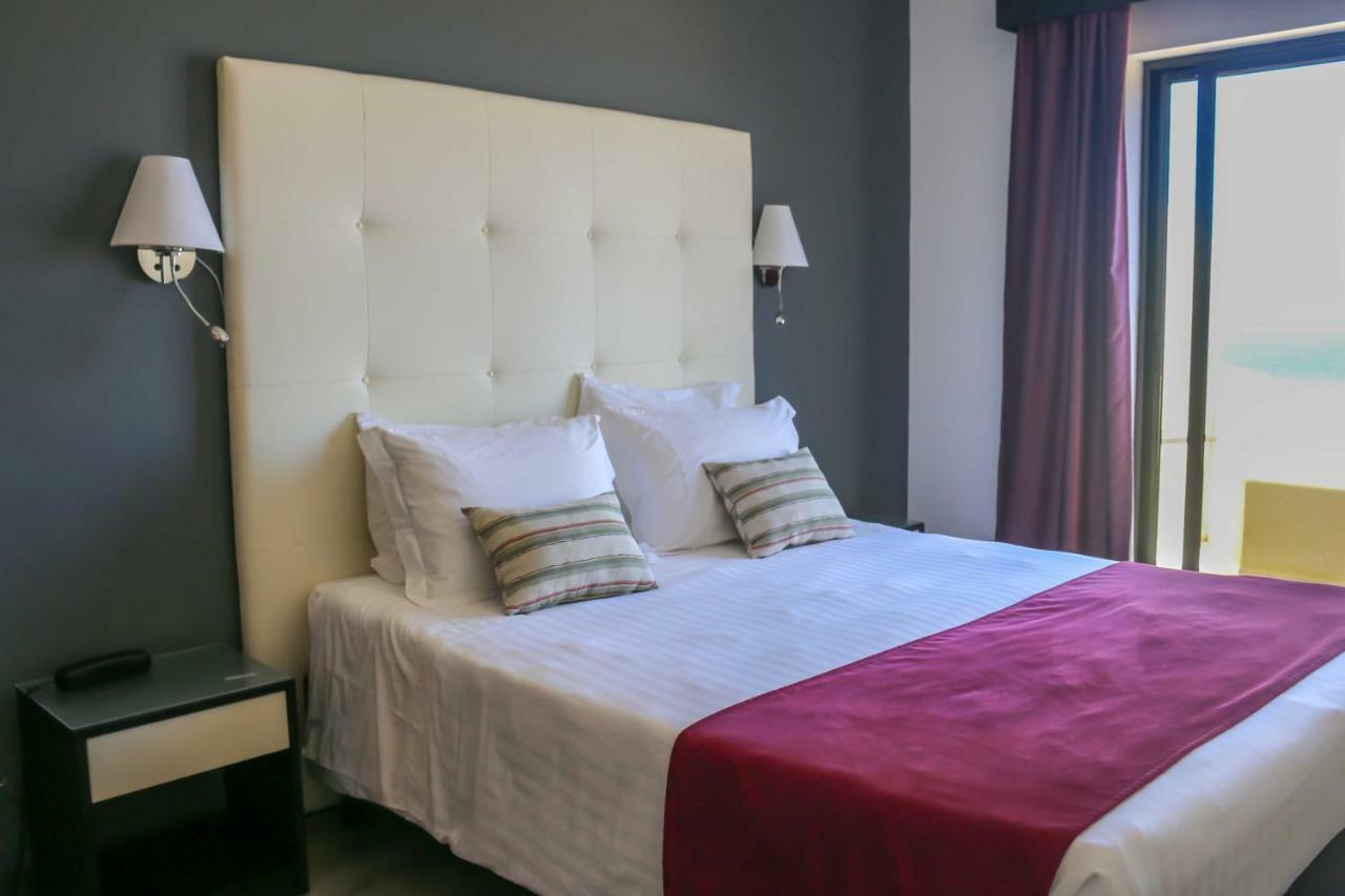 Hotel Horta 4*