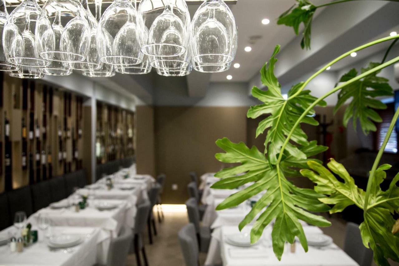 Hotel Dom Lourenco 2*