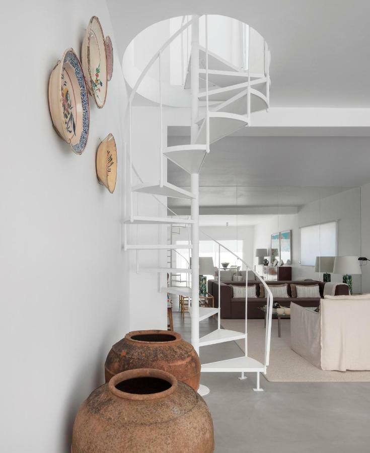 Luxury Penthouse Apartment *
