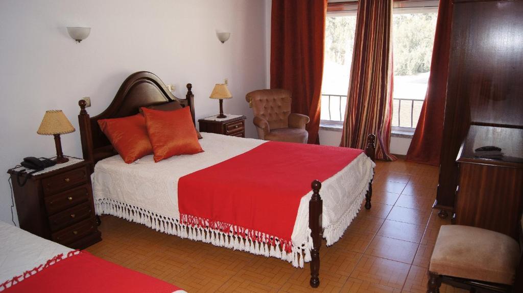 Rainha Santa Hotel *