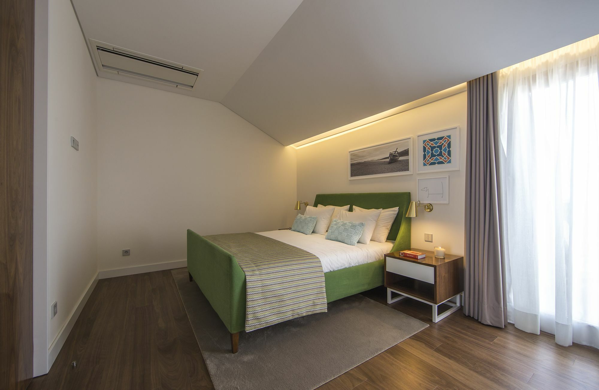 Somewhere - Guest house