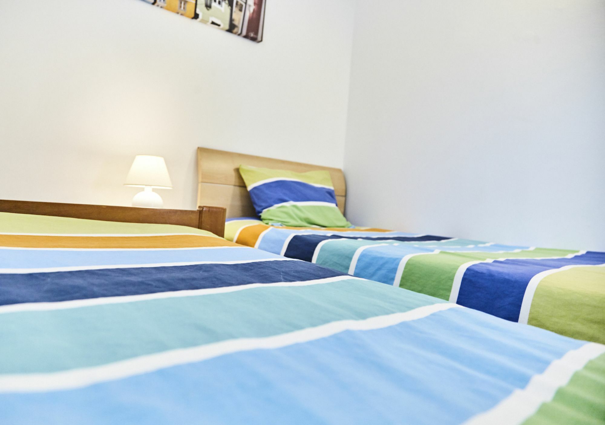 Two Bedroom Self Contained House Appartement Carcavelos (Lisbon)