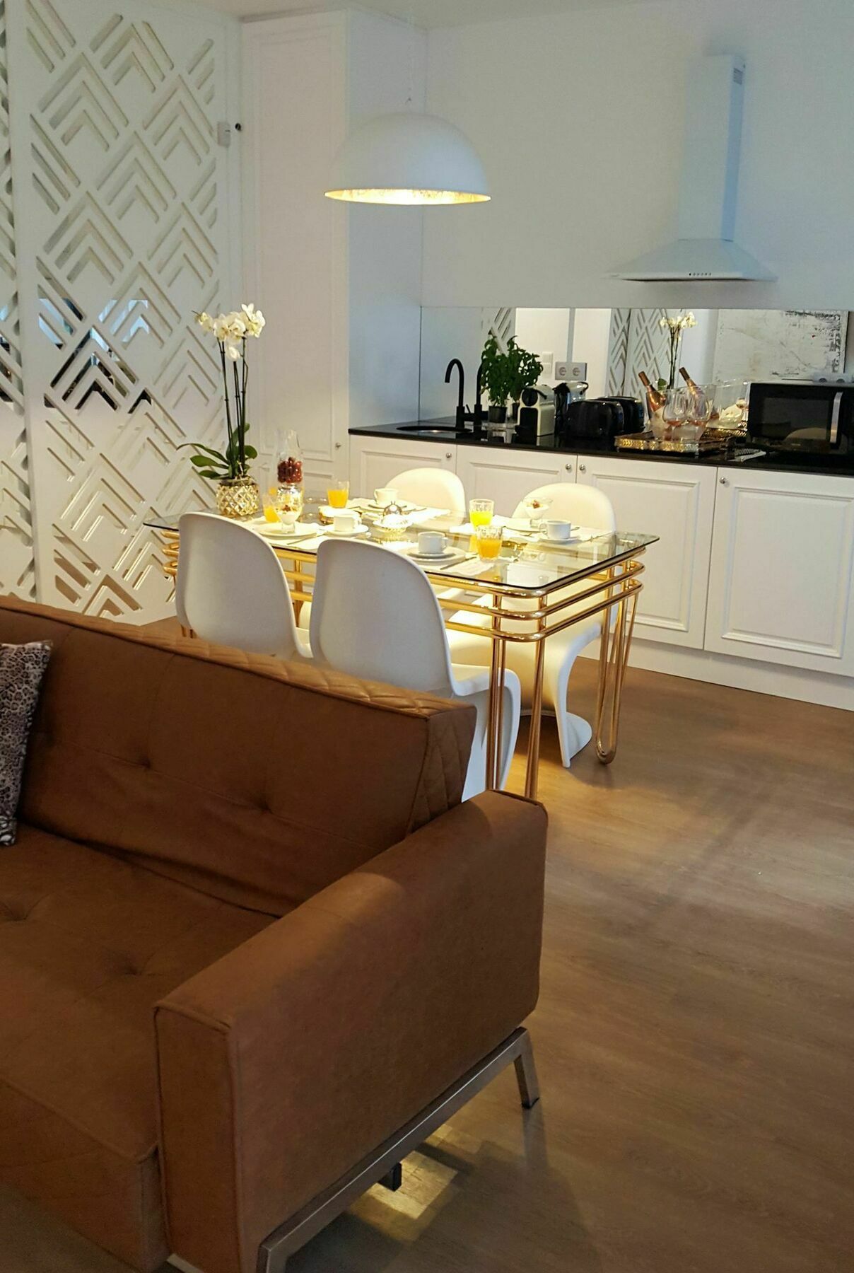 Engy - Luxury