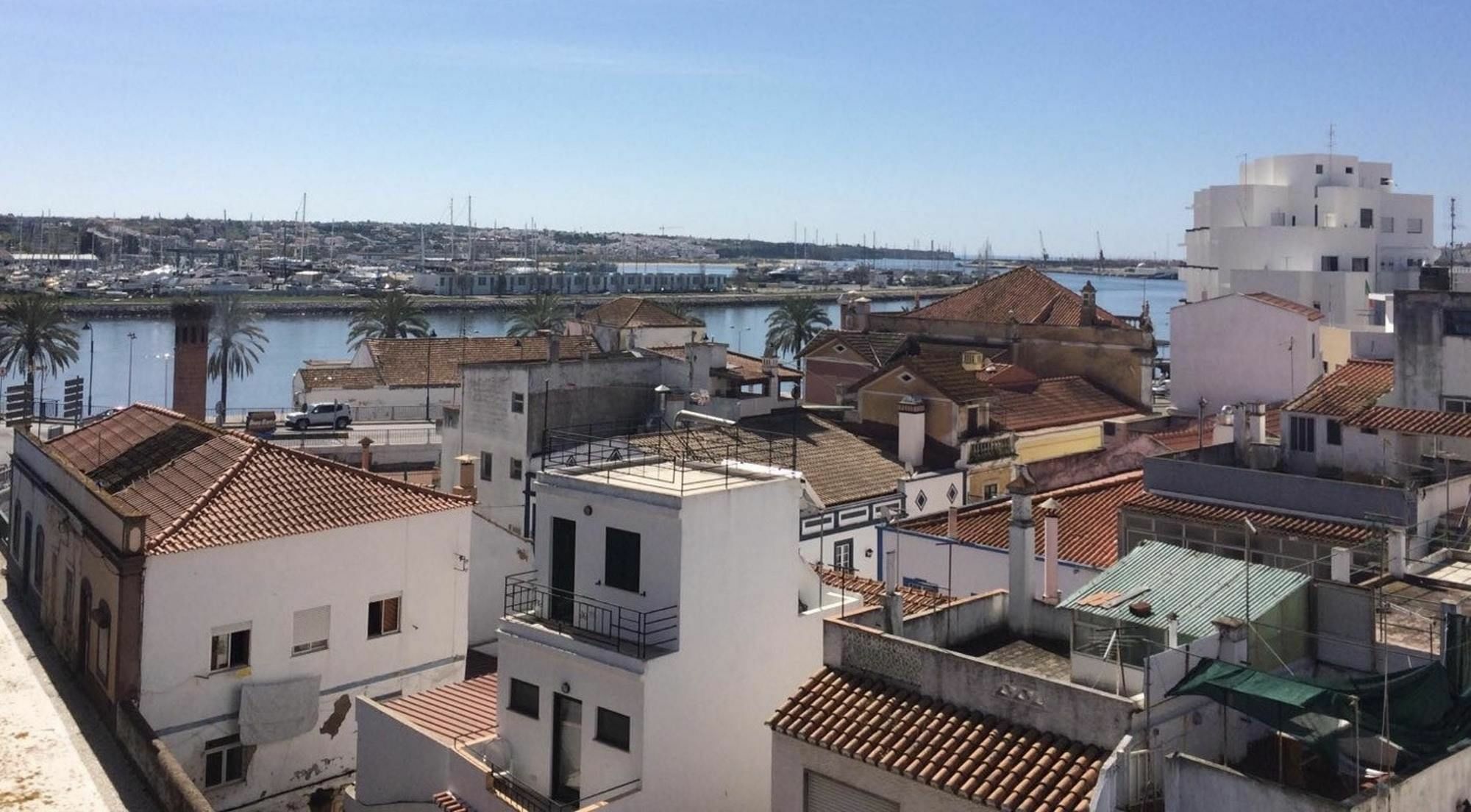 In Portimao, With Wonderful View, Furnished Balcony And Wi * Portimao
