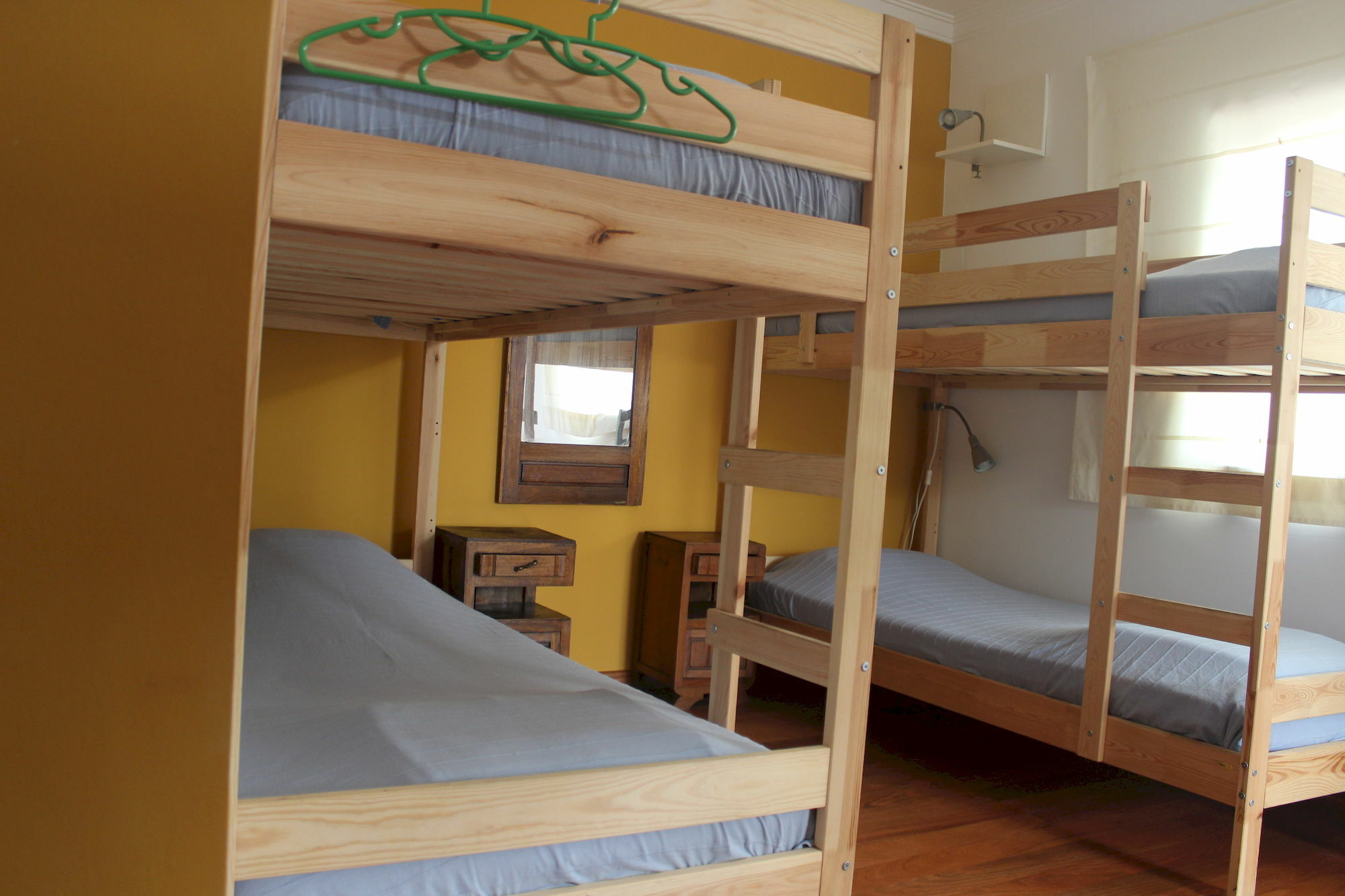 Chill Hill & Private Hostal Ericeira