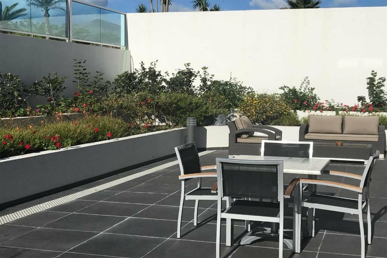 Whalesbay Aparthotel 4*