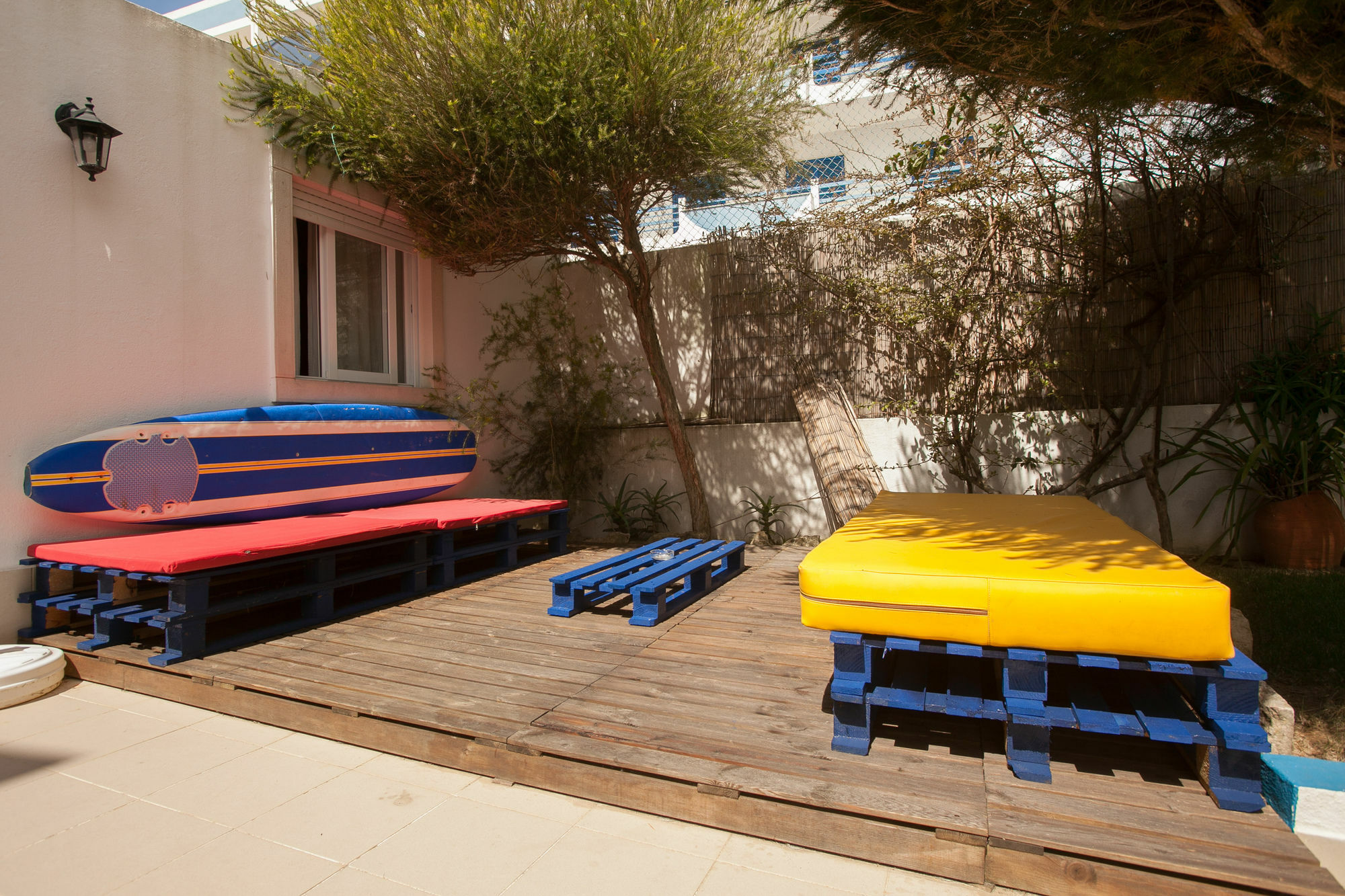 Chill Hill & Private Hostal Ericeira