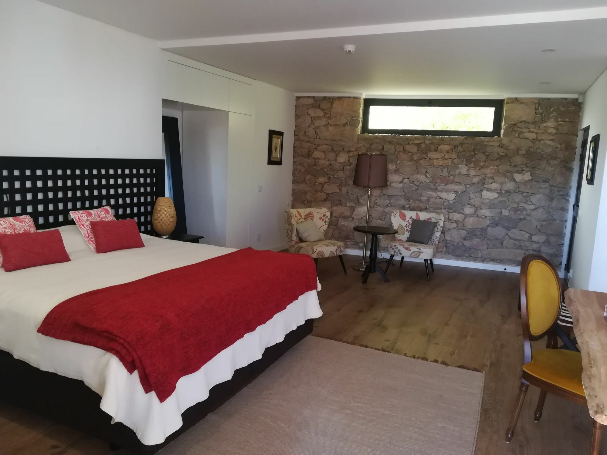 Agartha Boutique - Stonehouse Resort 4*