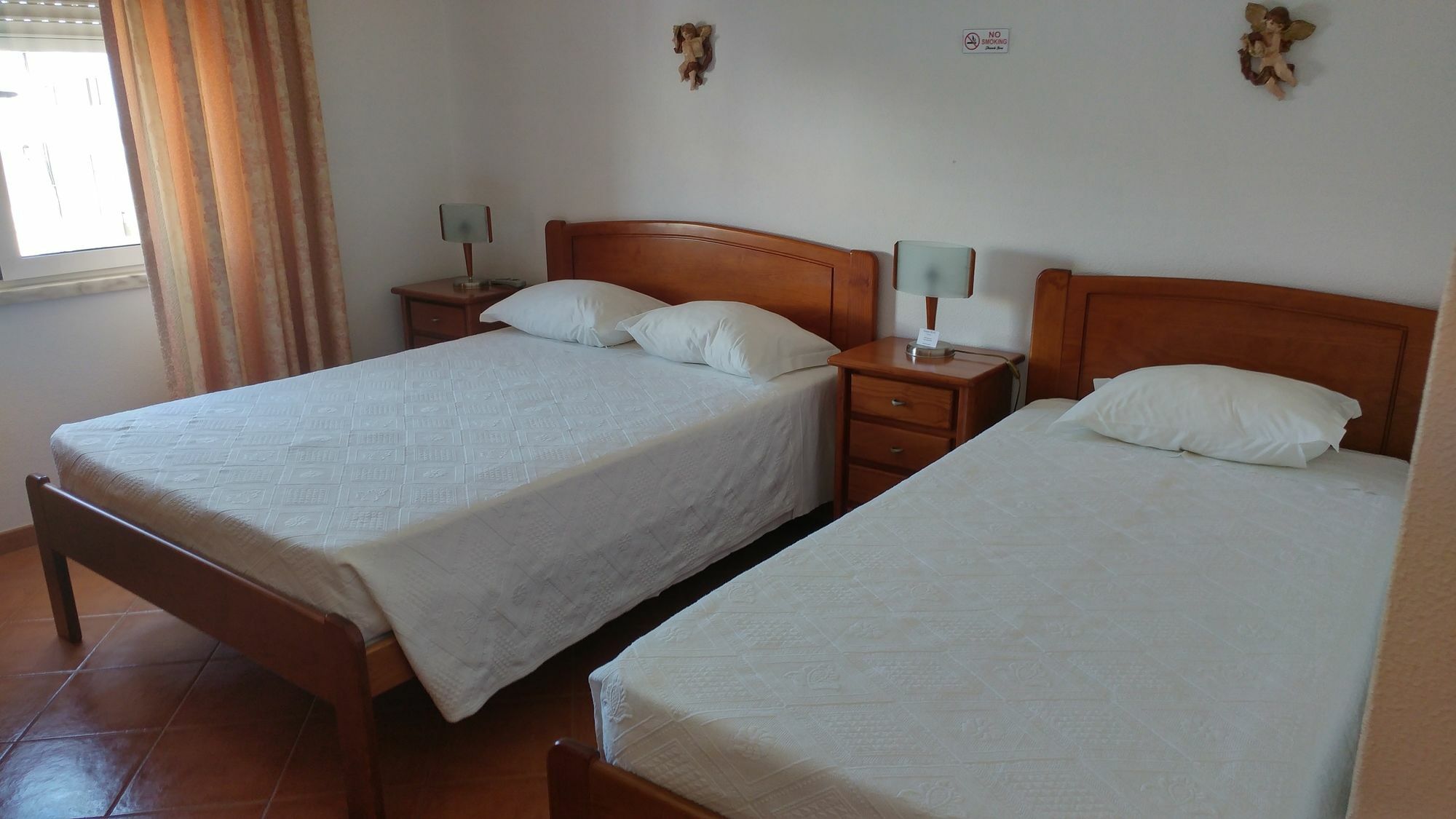 Alojamentos S.jose Guest house Atouguia Da Baleia