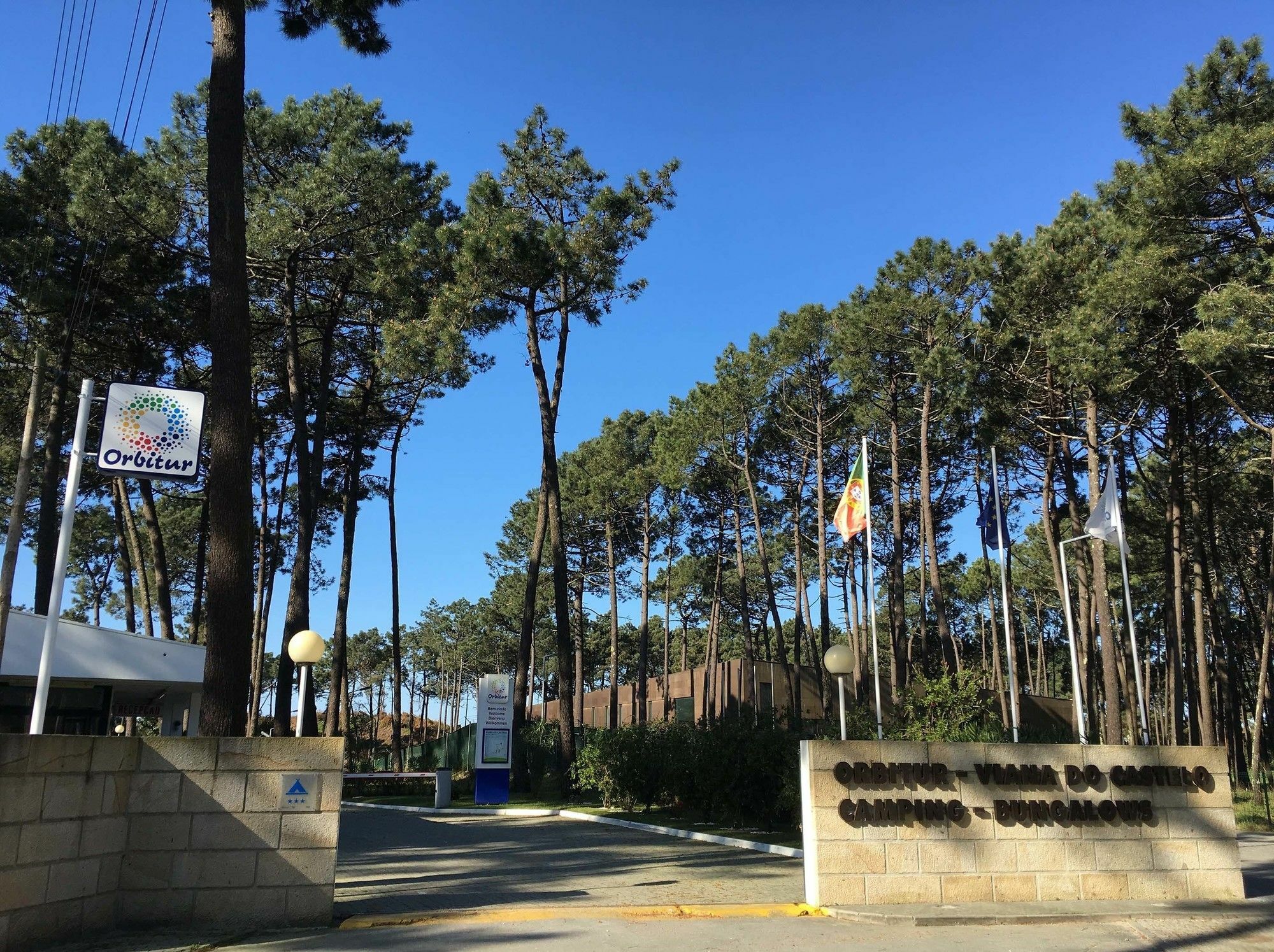 Parque De Campismo Orbitur Campsite