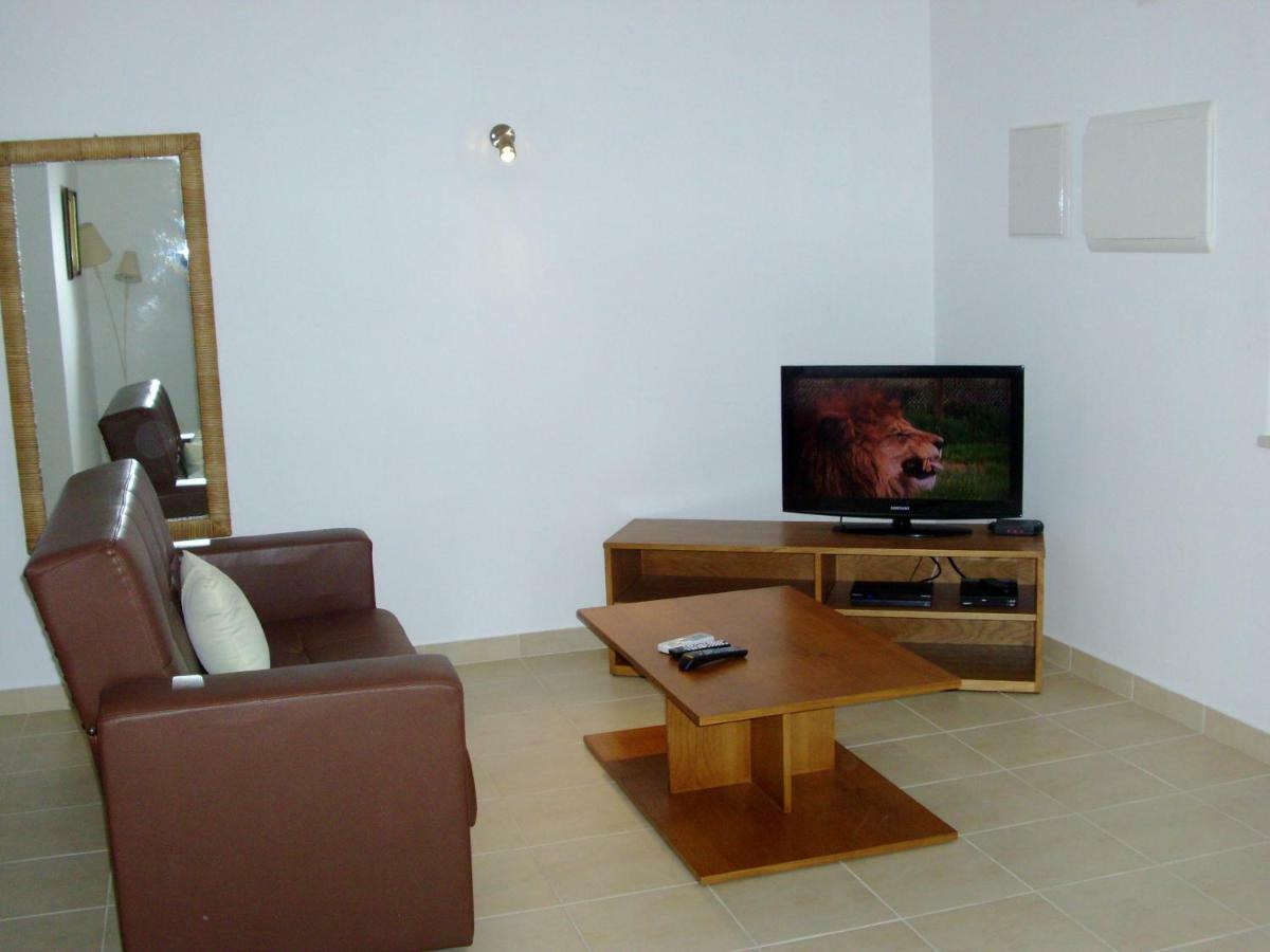 Apartment Jazzy Cool Near White Beaches