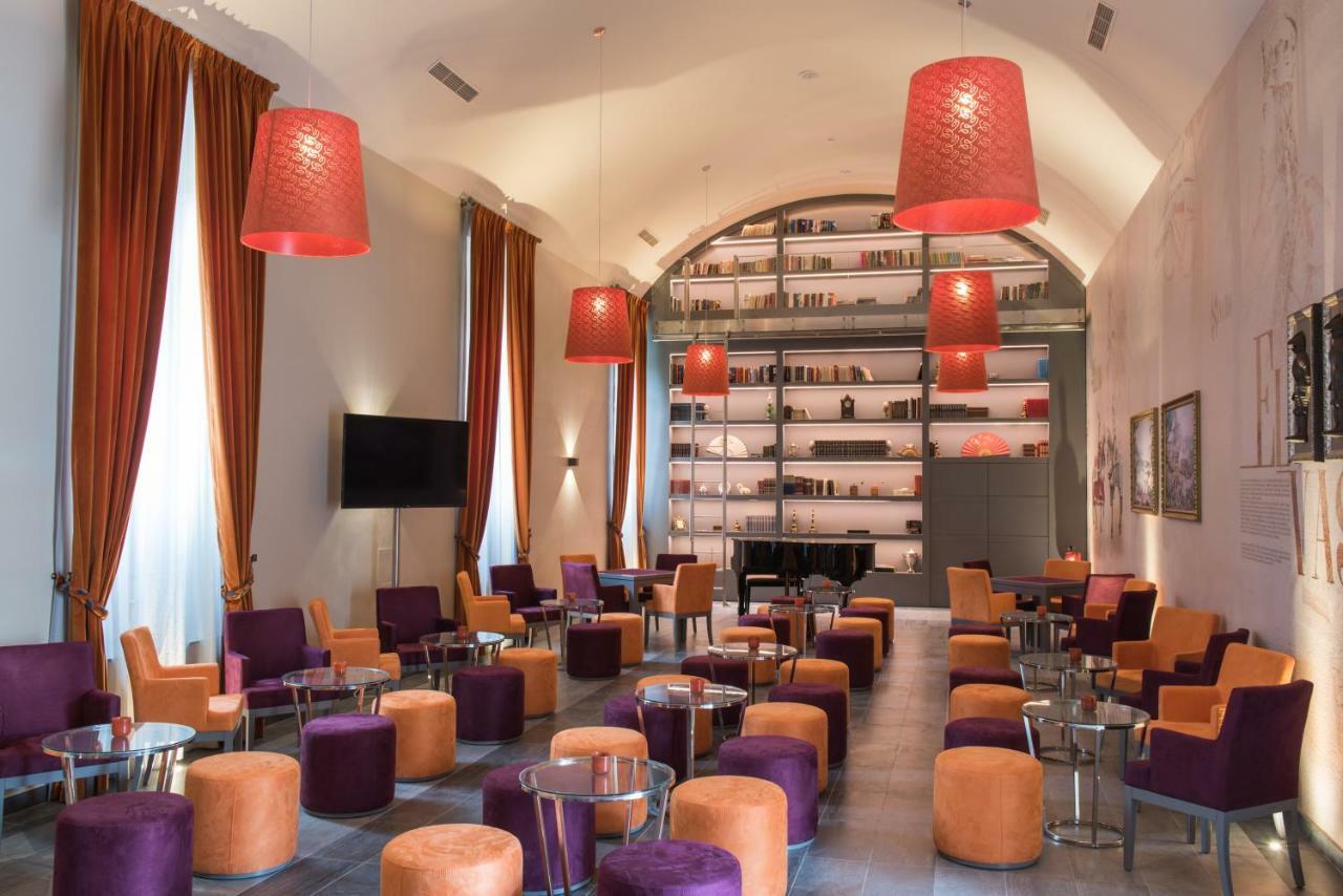 Hotel Gale Collection