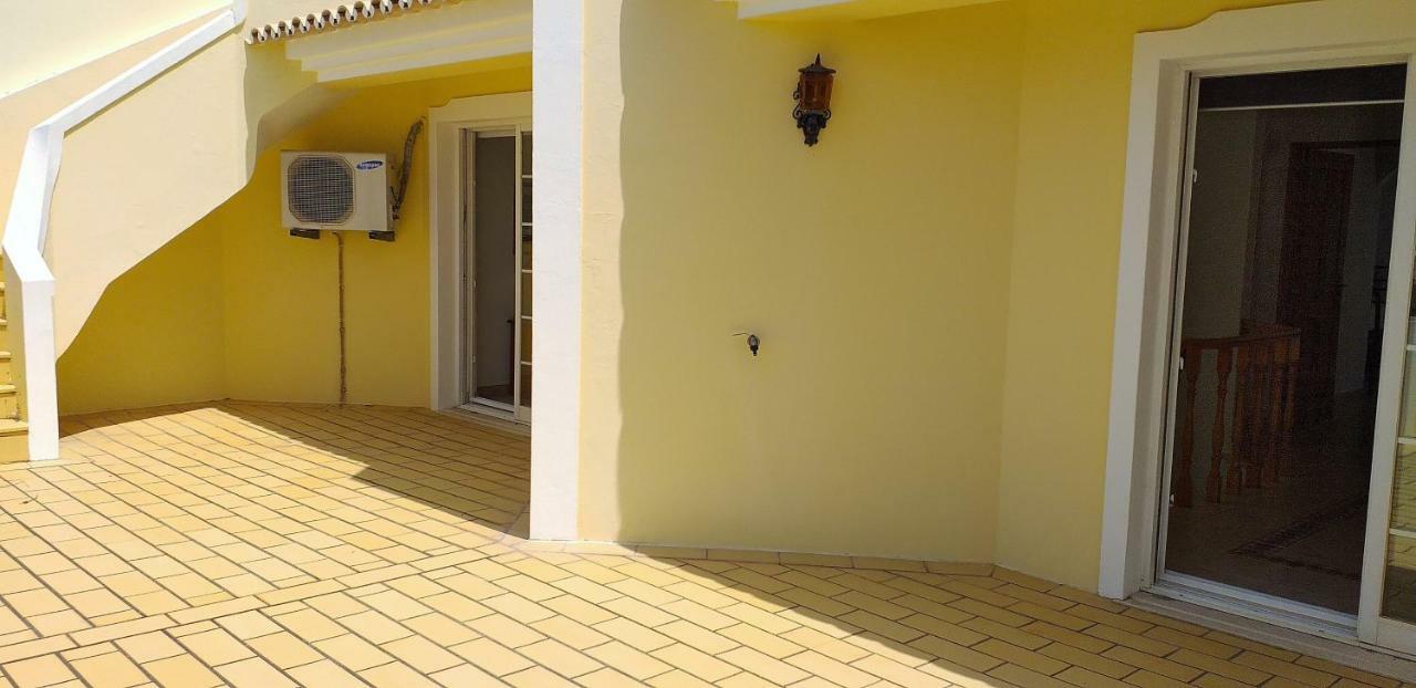 V3 Rosada- Piscina Privativa, Estacionamento, Ar-condicionado, Familiar Villa Vilamoura