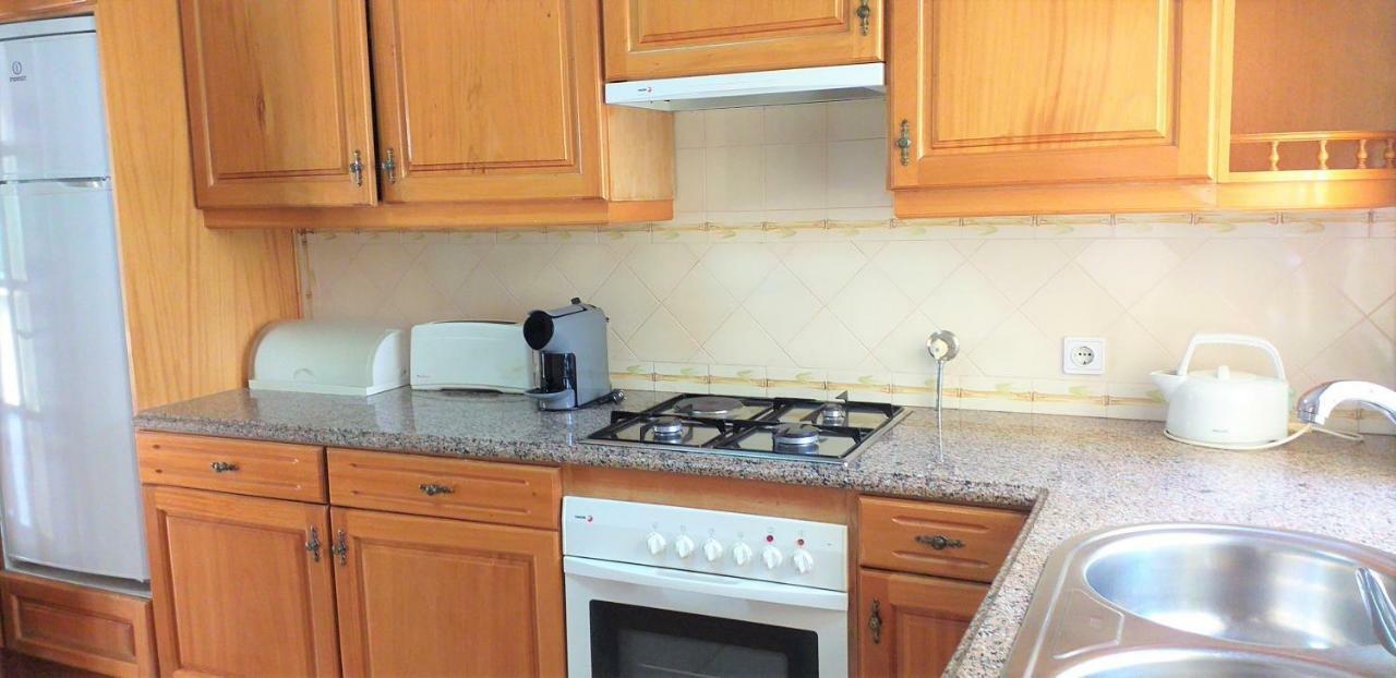 Villa V3 Rosada- Piscina Privativa, Estacionamento, Ar-condicionado, Familiar Vilamoura