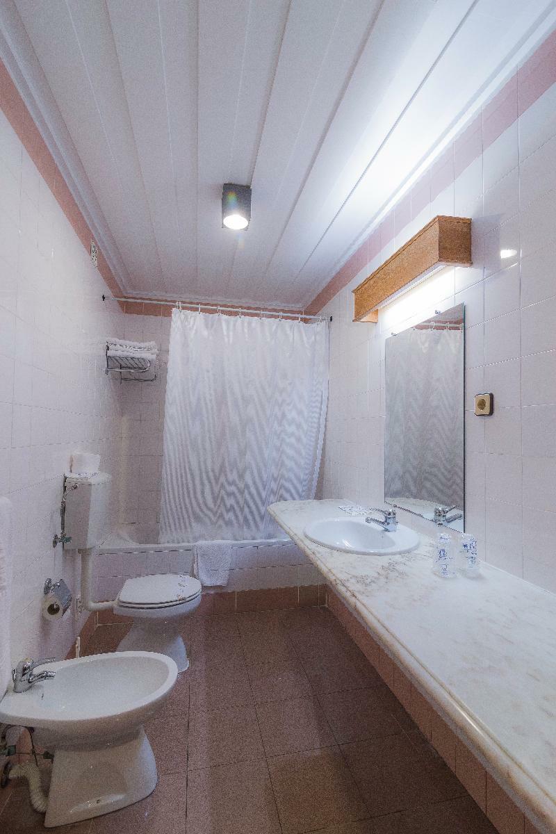 Teresinha Hotel Praia da Vitória