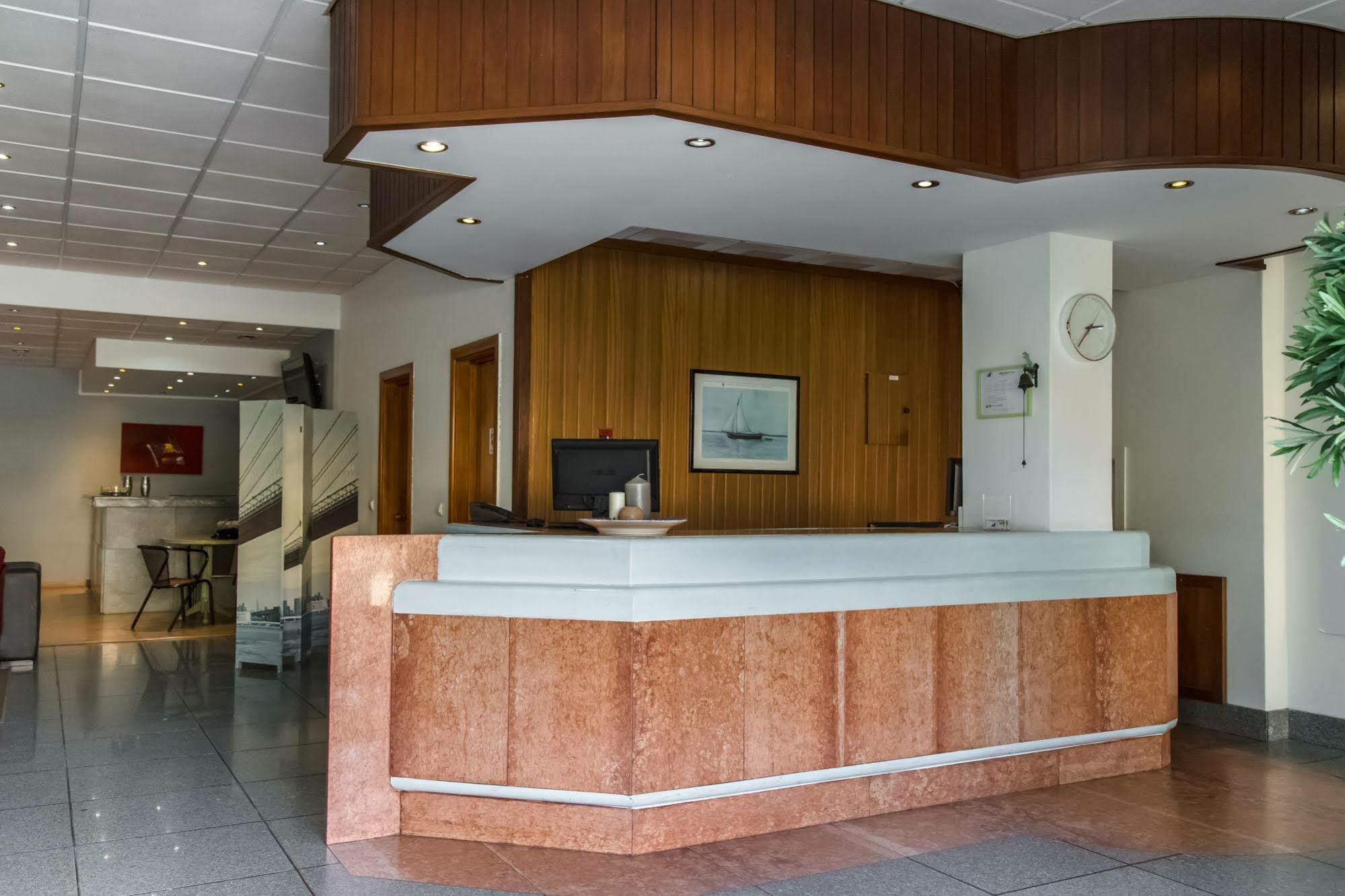 Laitau Hotel Setubal