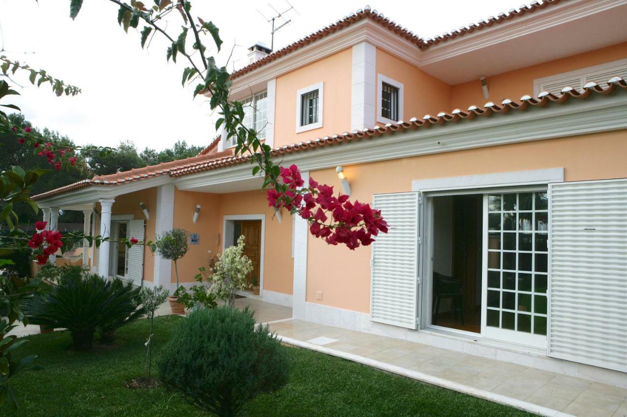 Bed & Breakfast Casa Da Luisa Cascais