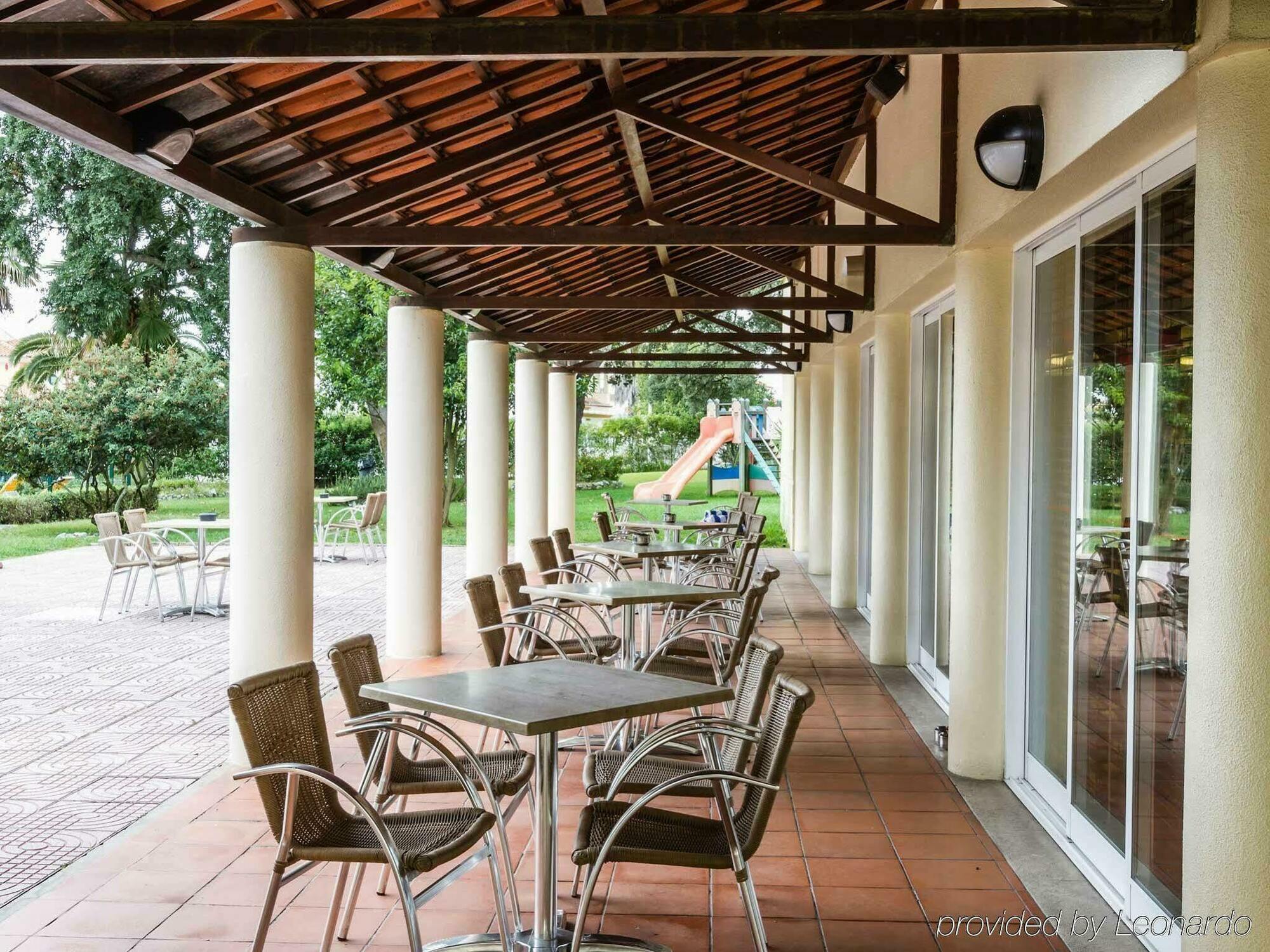 Ibis Hotel 2*