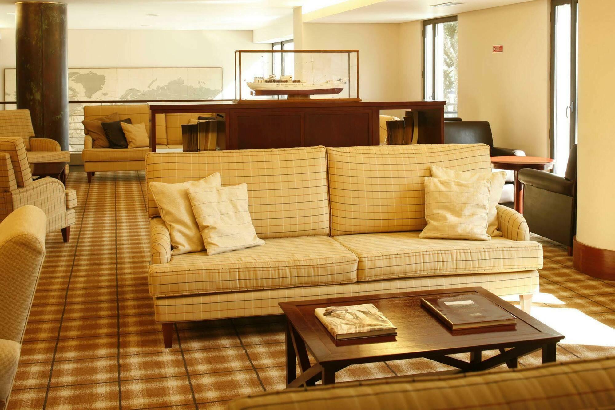 Do Canal 4* Horta (Azores)