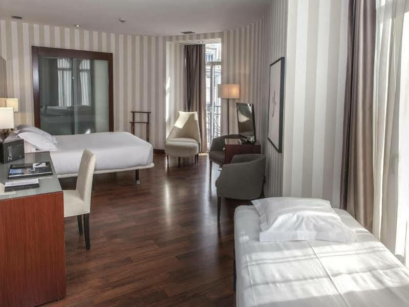 Zenit Hotel 4*