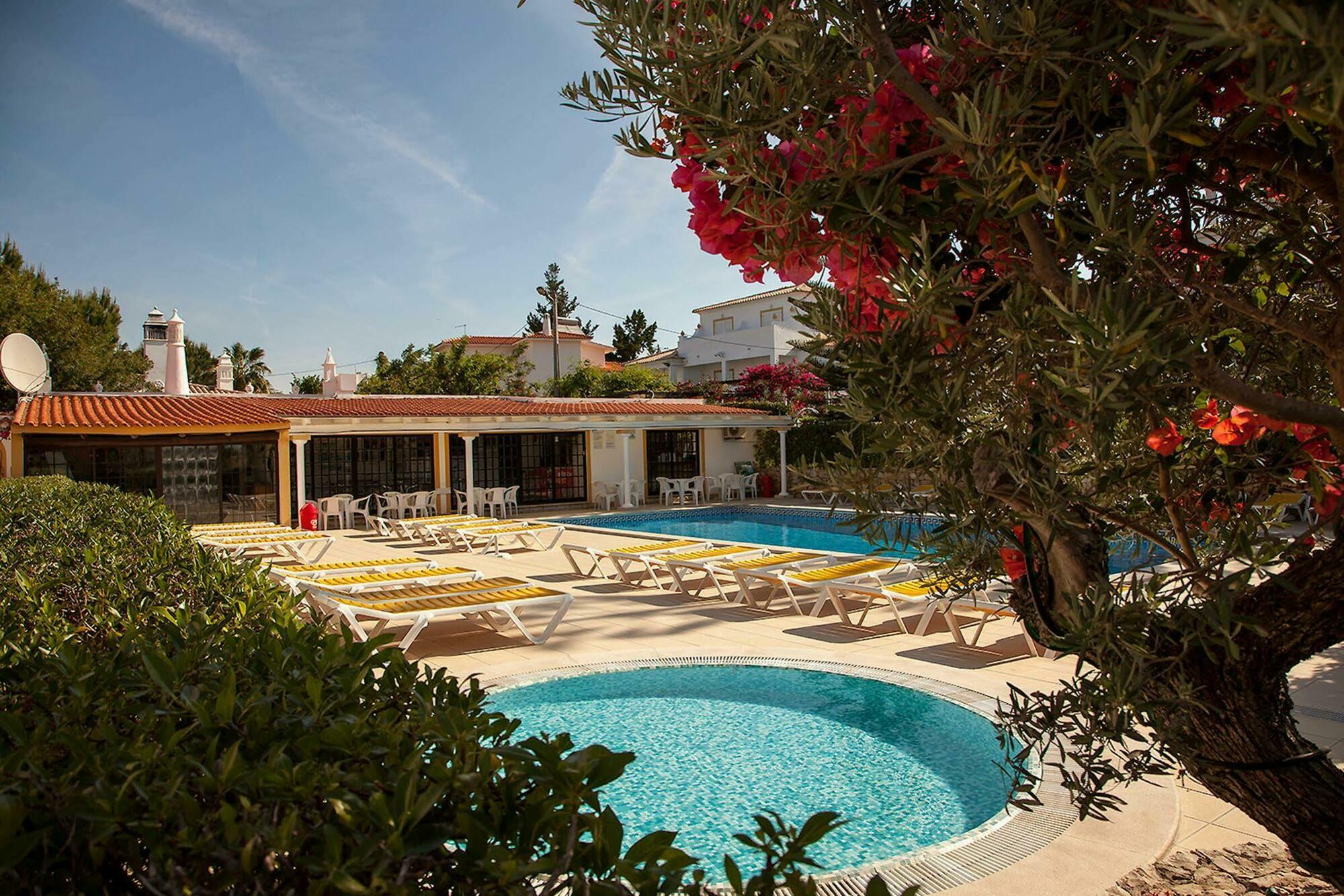 Aparthotel Balaia Sol Club 