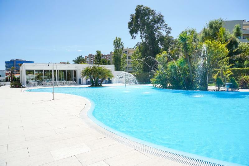 Malibu Foz - La Maison Younan Hotel