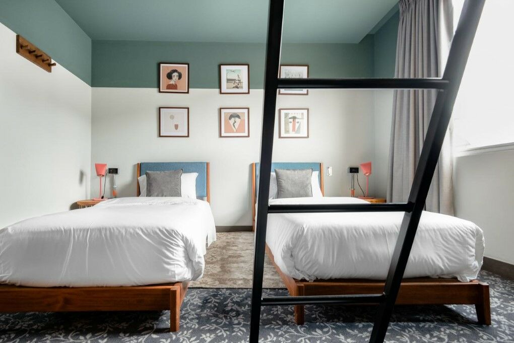Selina Boavista Hostel *