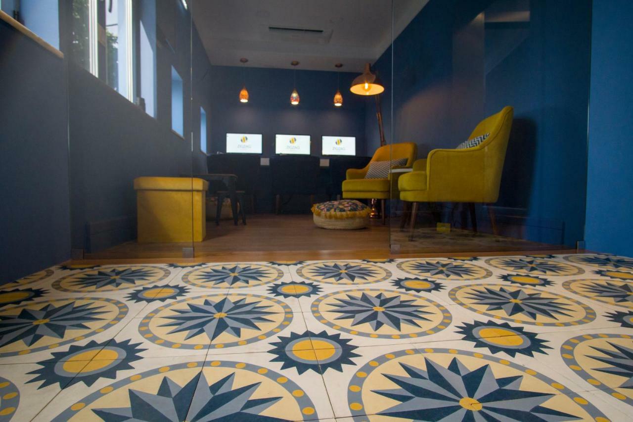 Hostel Zigzag *