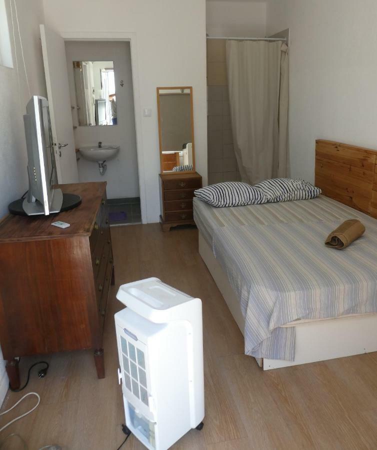 Incosta Surf House Hostel