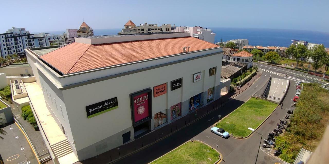 Forum Madeira Ajuda Apartment *