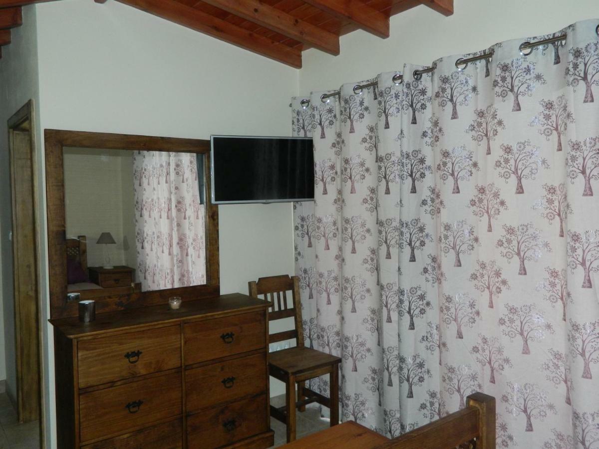 Adega Ninho Da Cagarra * Calheta de Nesquim