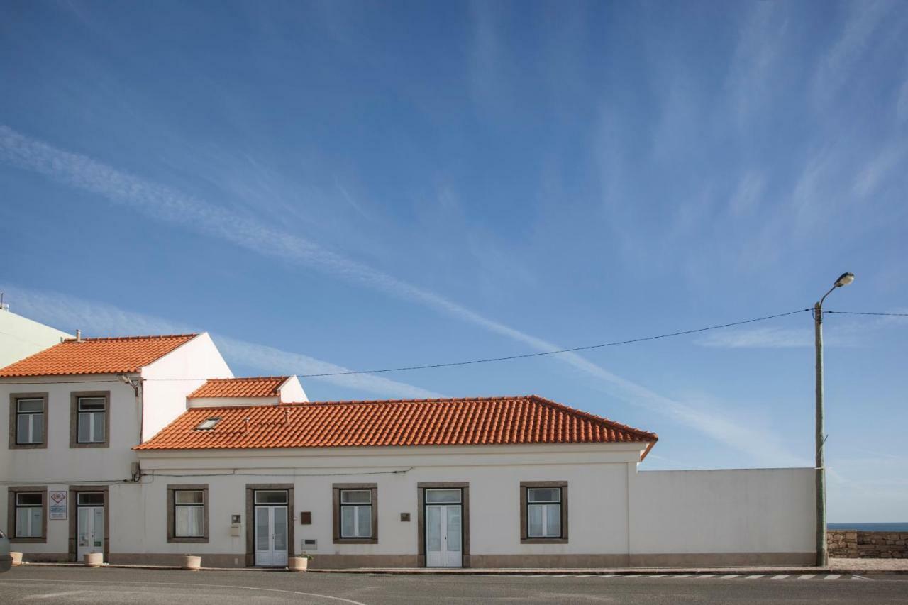 Casa D'arriba Atouguia Da Baleia