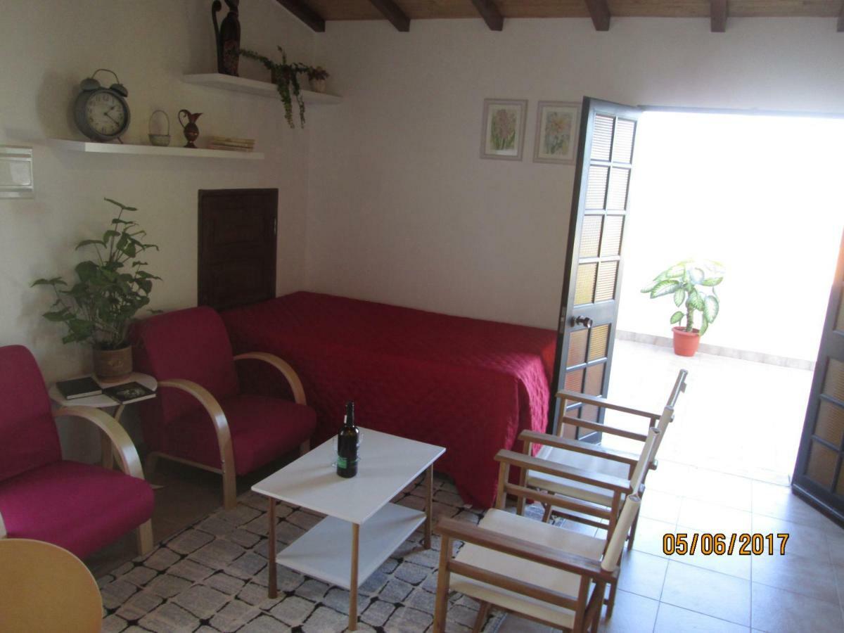 Beachfront House Atalaia * Canico (Madeira)