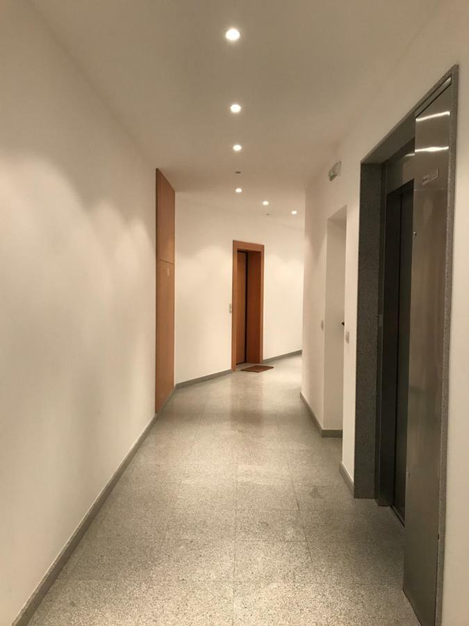 Trajadinha * Vila Praia de Ancora