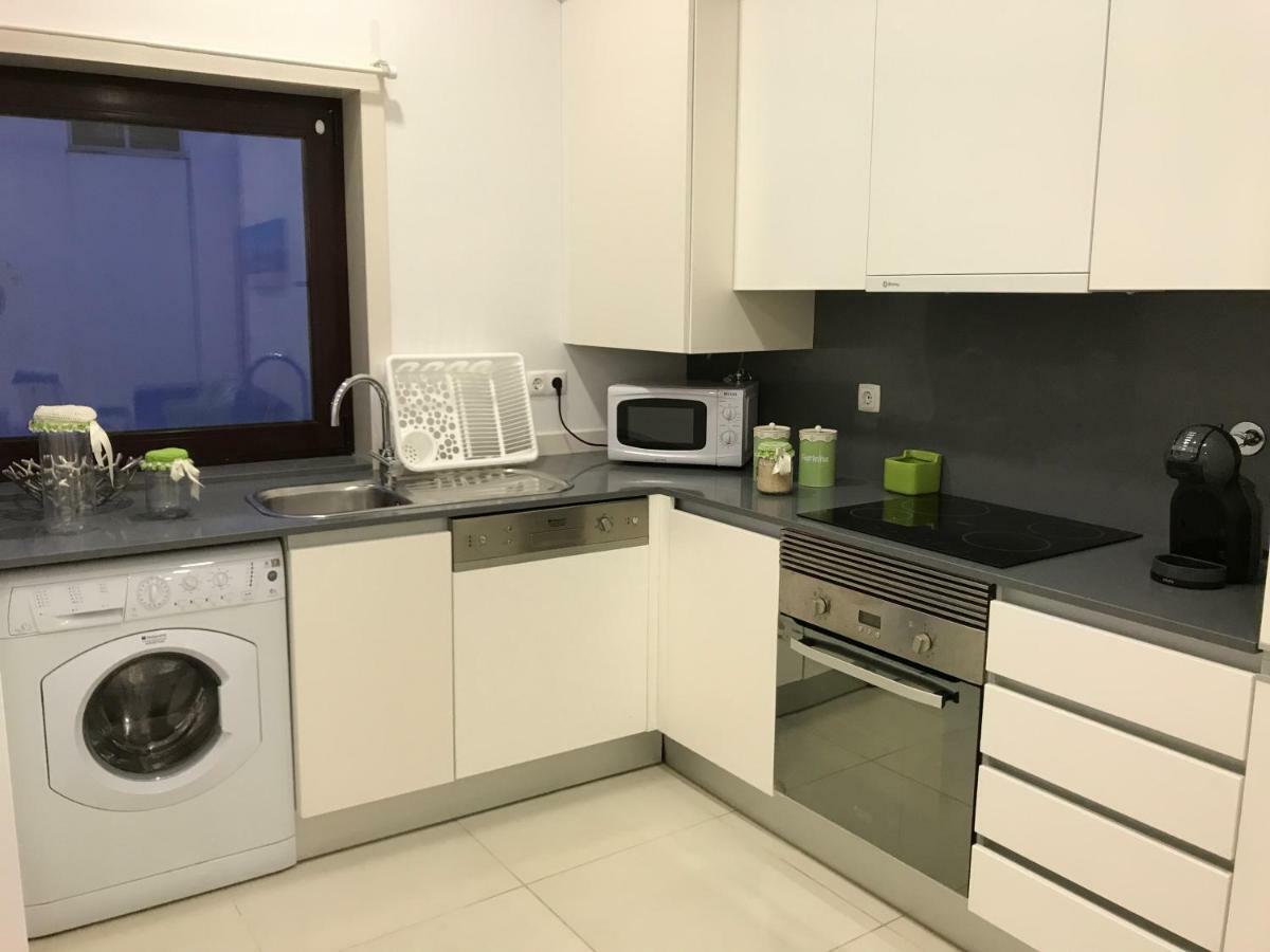 Trajadinha * Vila Praia de Ancora