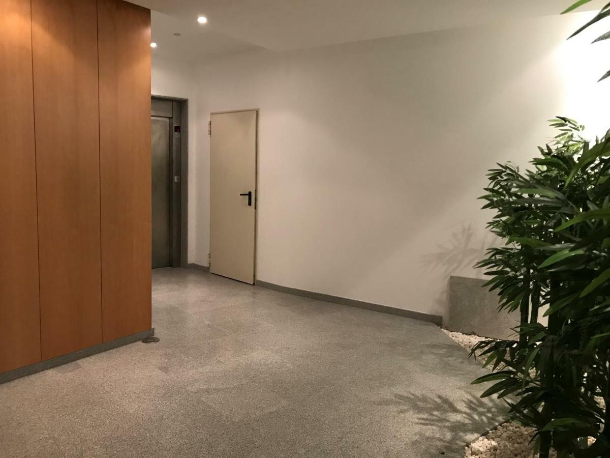 Apartment Trajadinha
