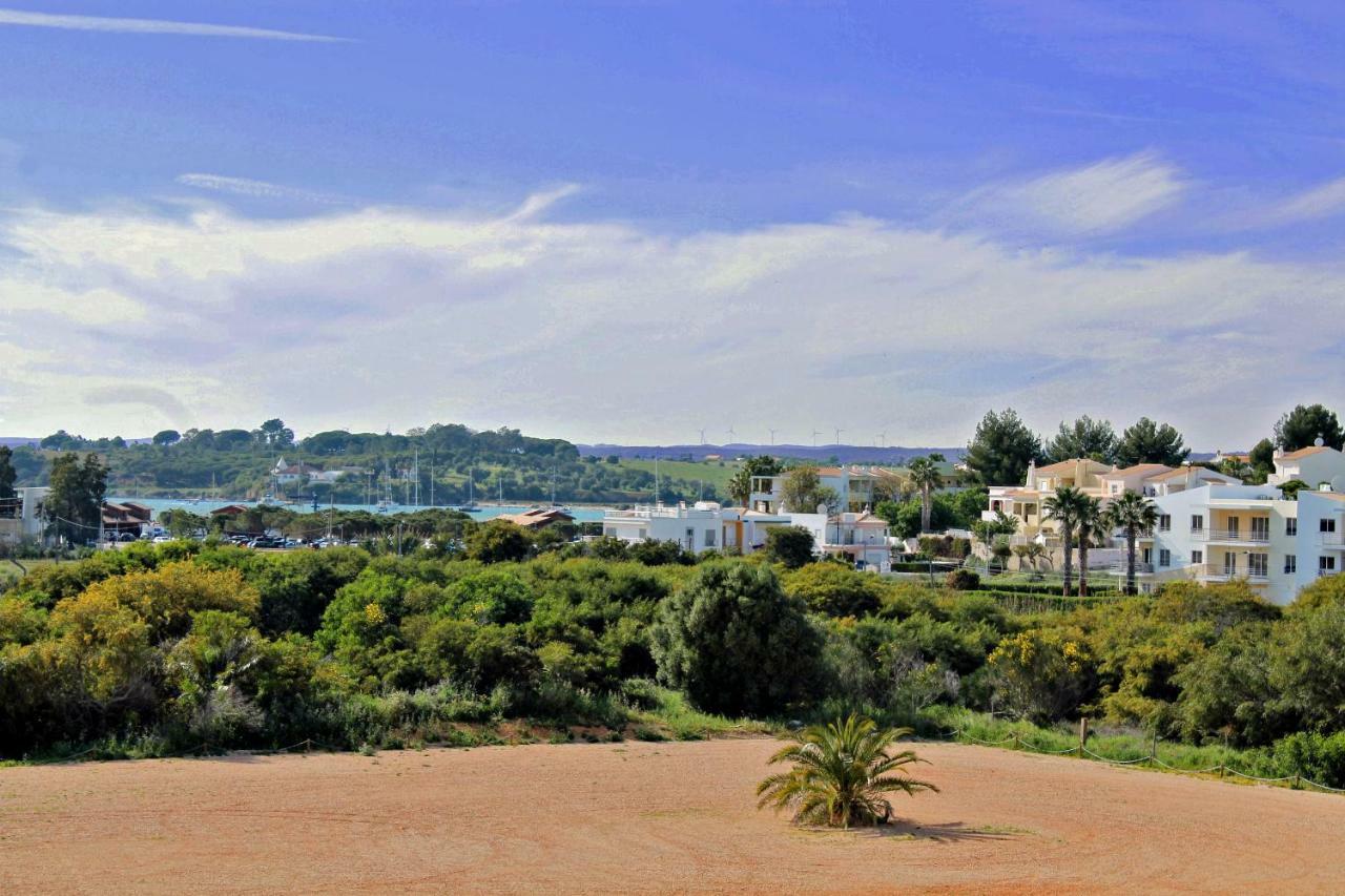 Apartamento At The Alvor