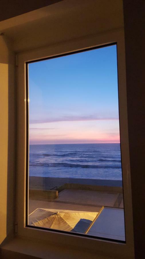 The Shore @ Baiabeach - Waterfront Holiday home *