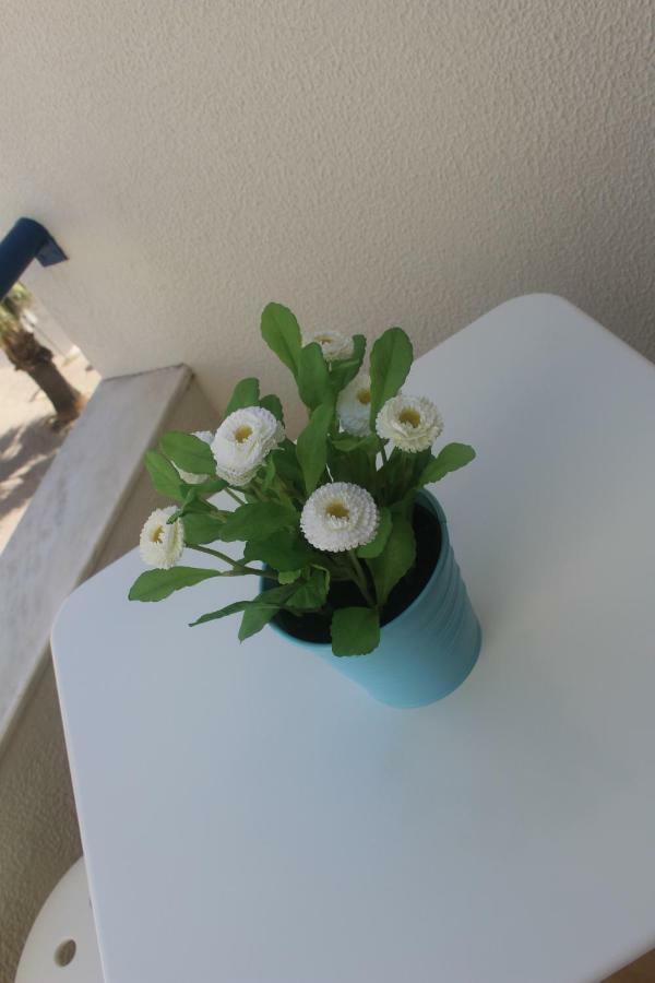 Mar Apartment *