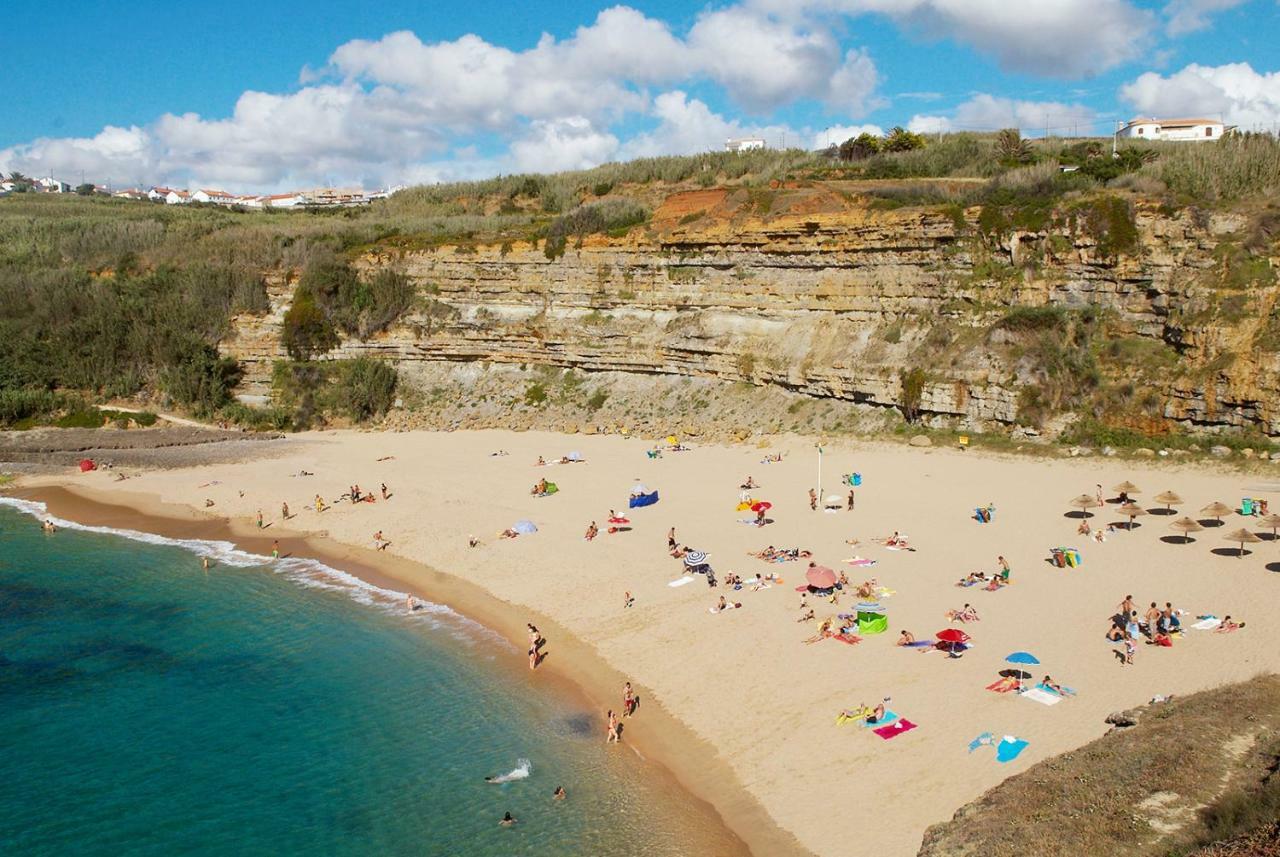 Yellow House Ericeira *