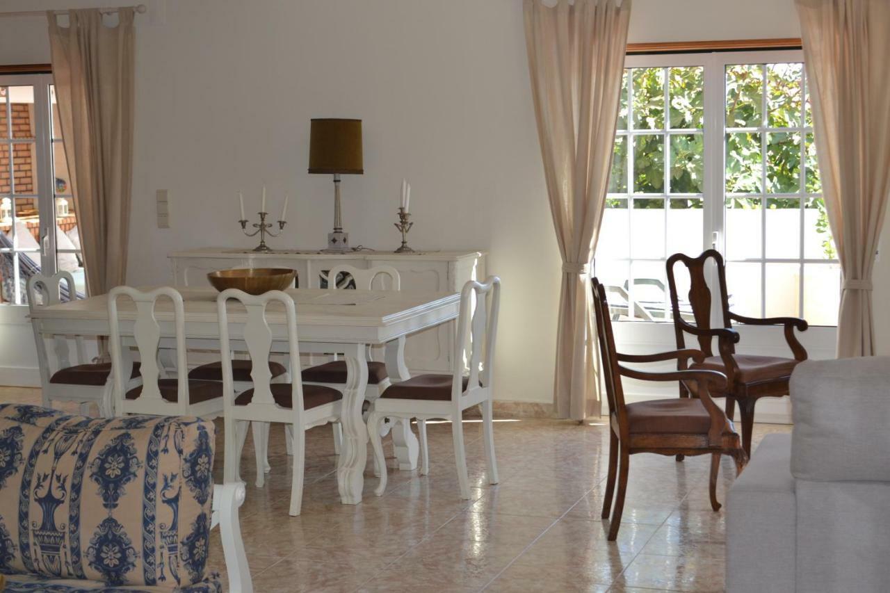 Holiday home Yellow House Ericeira *