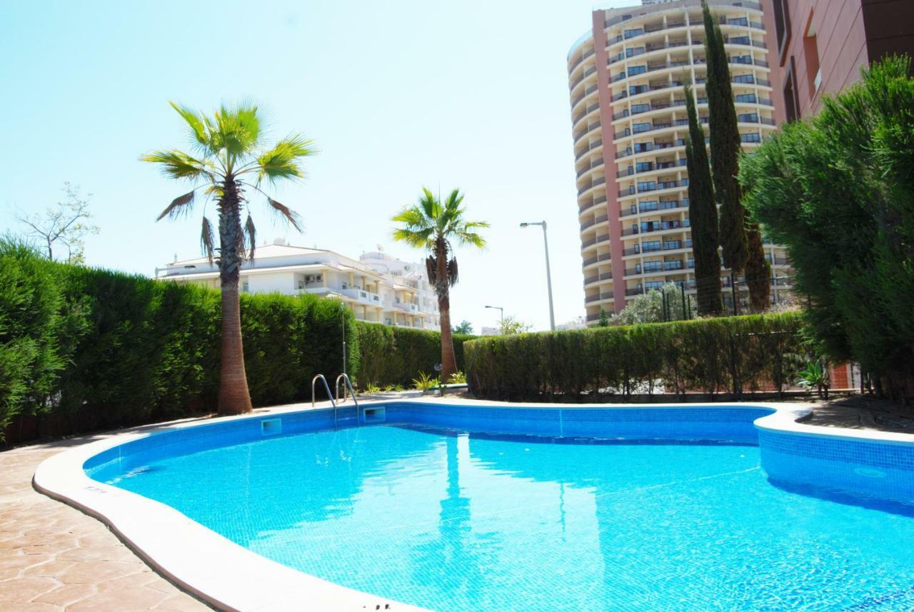 Beautiful Litoralmar Apartment