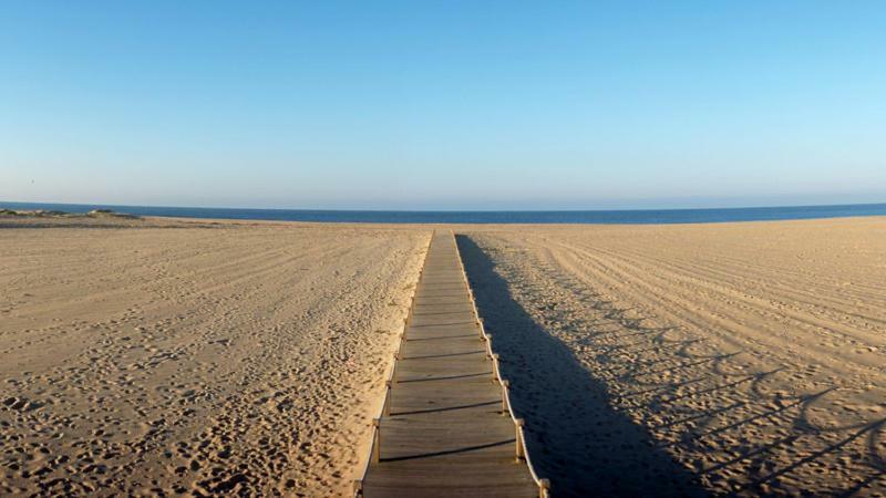 New Center 1 Min Walk Beach/river/casino!!! *
