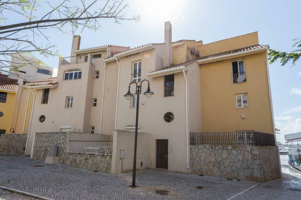 Marina De Сasa de vacaciones