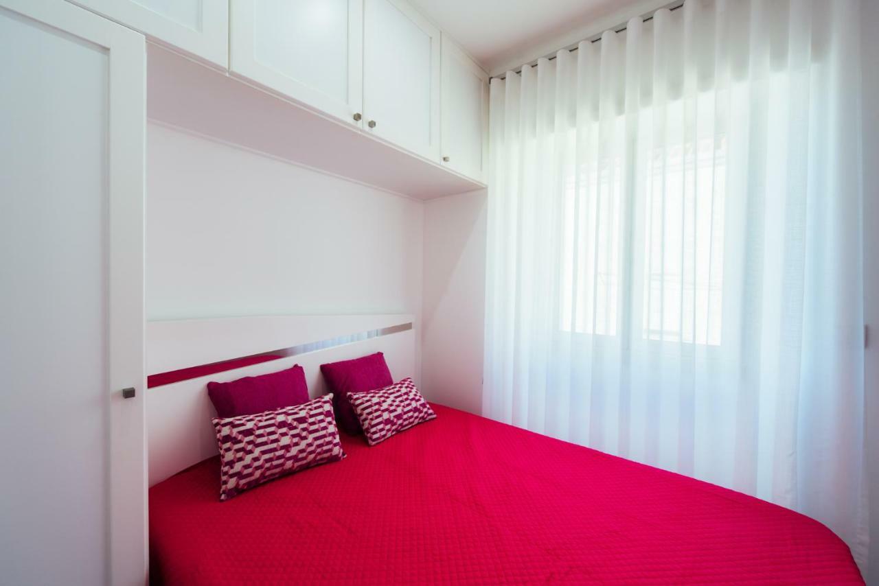 T4 Luis Apartment