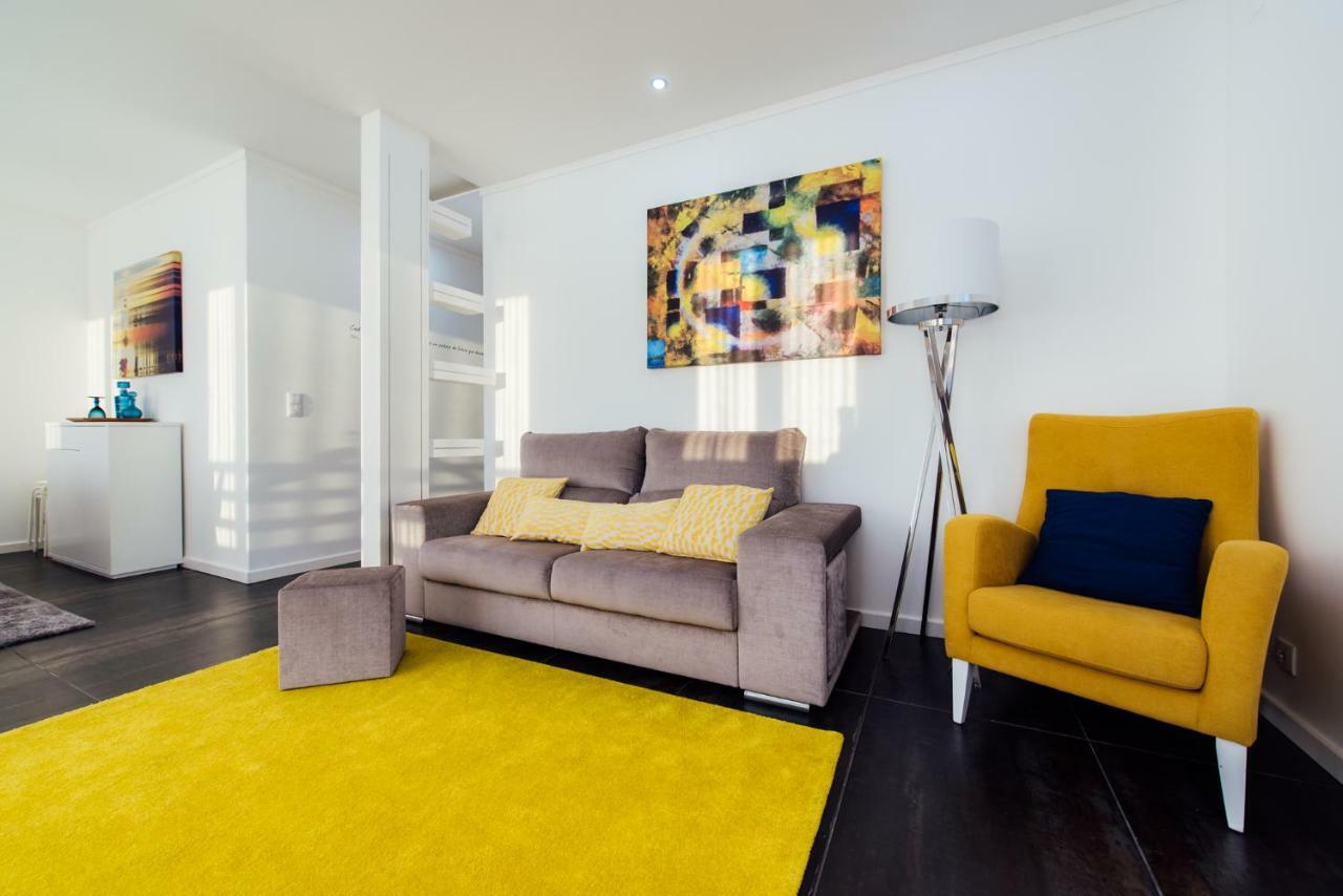 T4 Luis Apartment